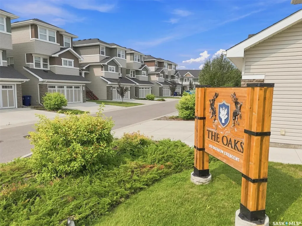 315 Dickson Crescent Saskatoon SK S7T 0Z1