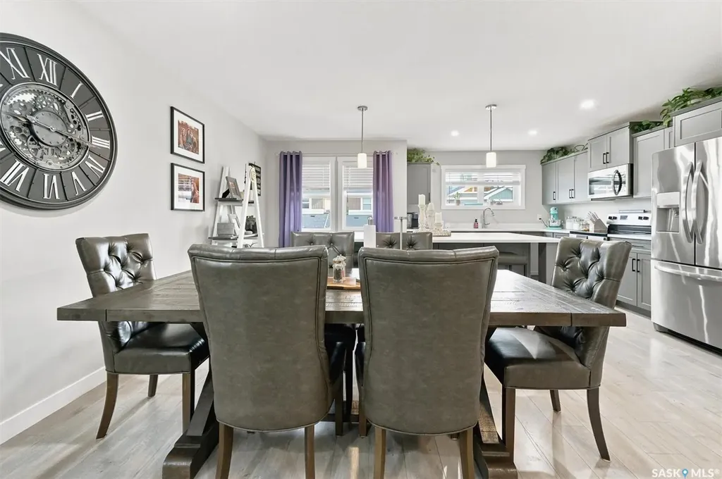 315 Dickson Crescent Saskatoon SK S7T 0Z1