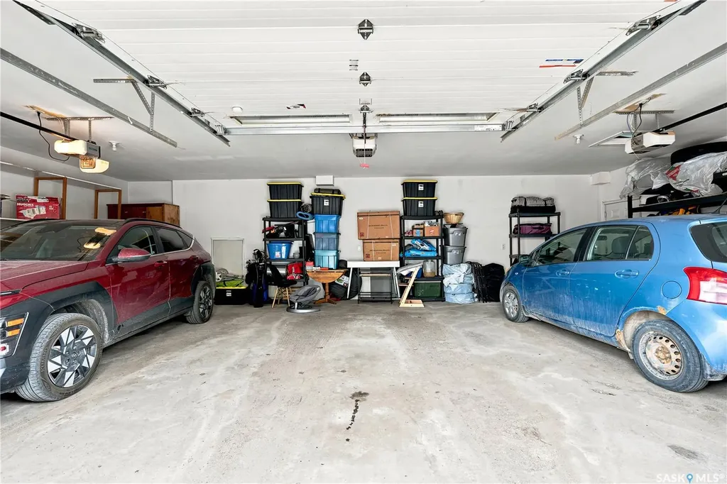 319 D Avenue S Saskatoon SK S7M 1R2