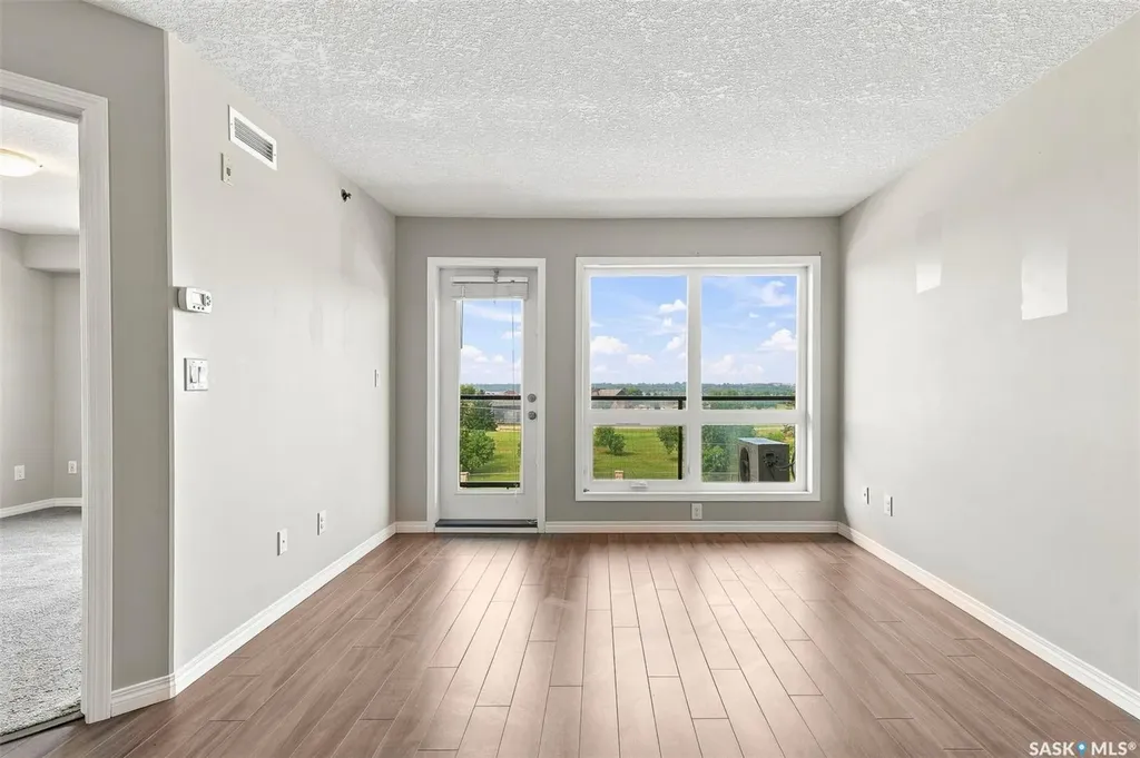 915 Kristjanson Road Saskatoon SK S7S 0B1
