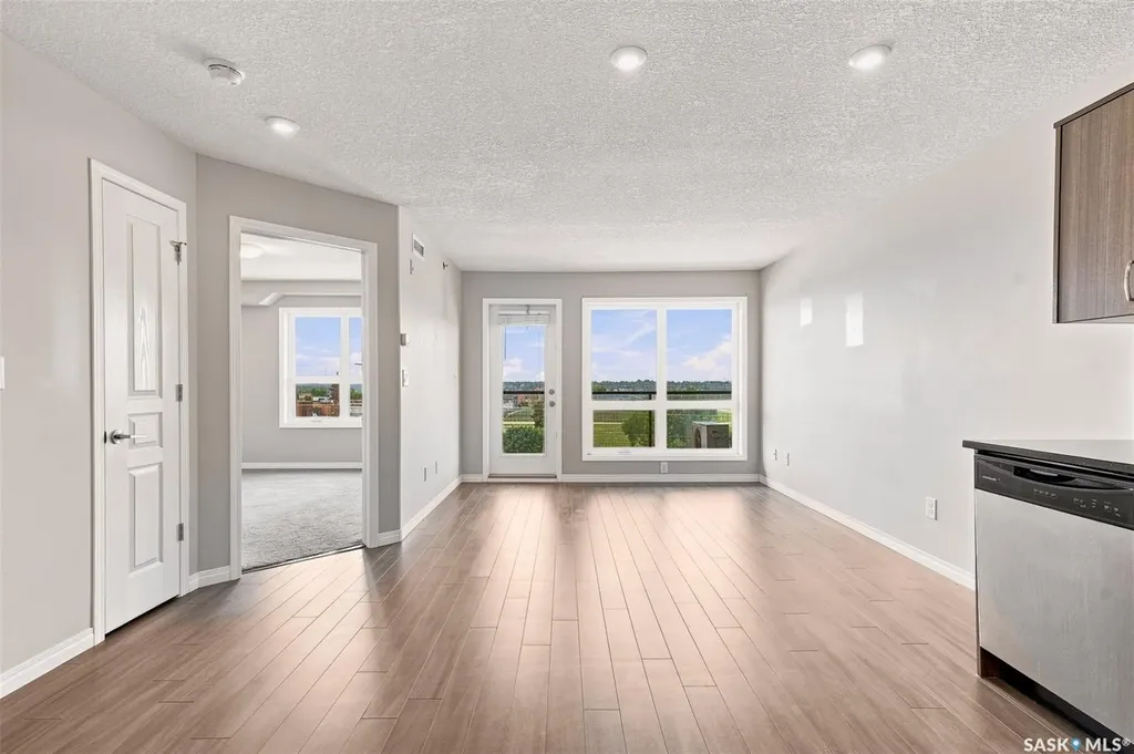 915 Kristjanson Road Saskatoon SK S7S 0B1