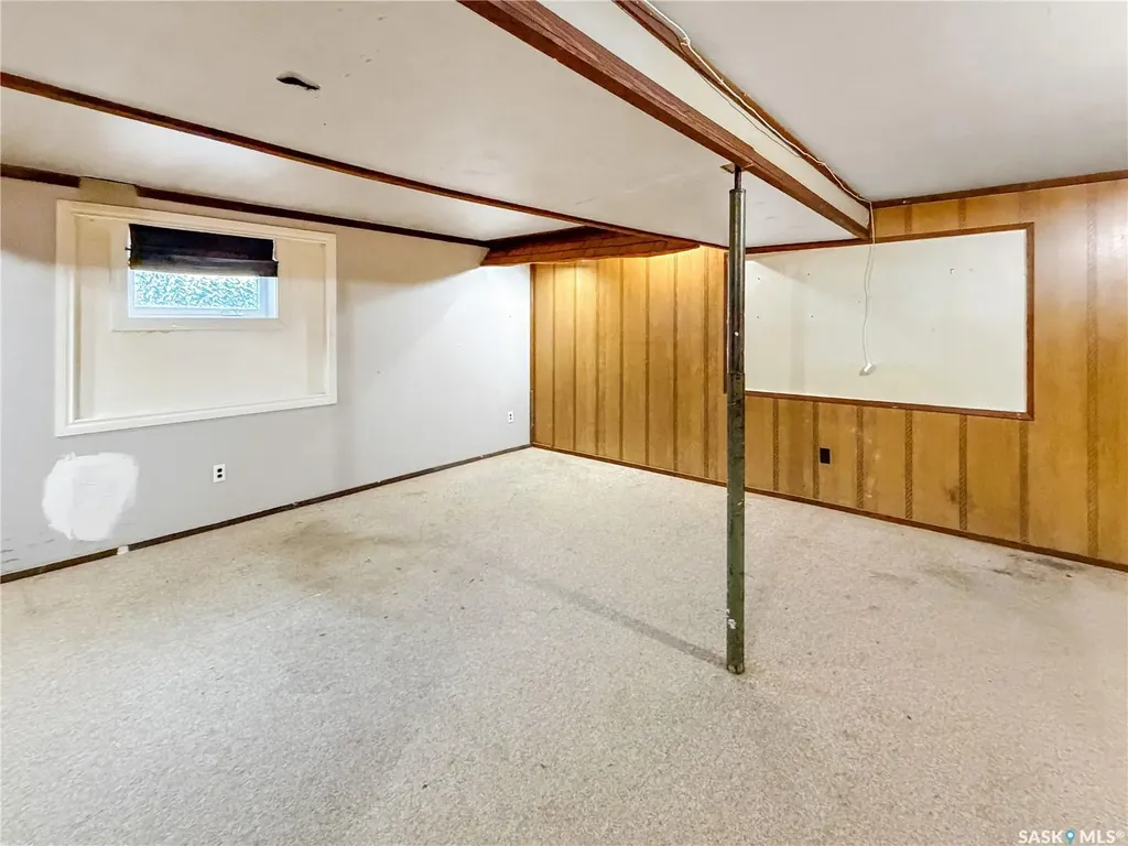 1982 13th Street W Prince Albert SK S6V 3K5
