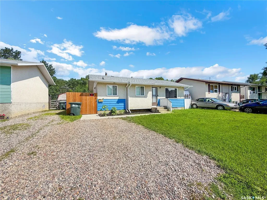 1982 13th Street W Prince Albert SK S6V 3K5