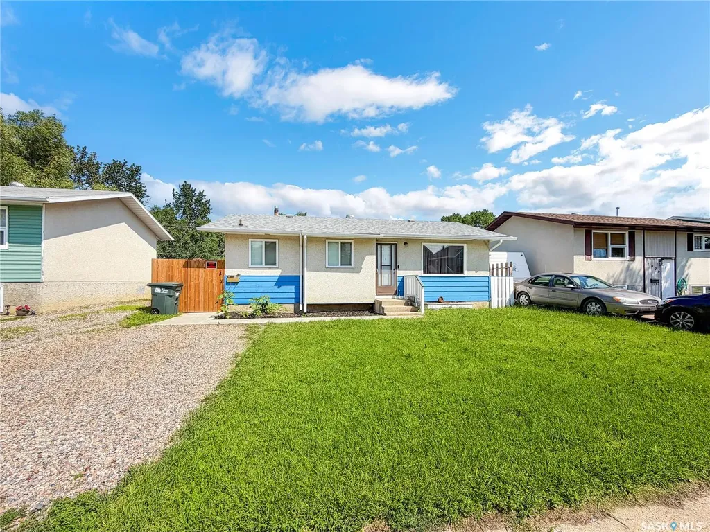 1982 13th Street W Prince Albert SK S6V 3K5