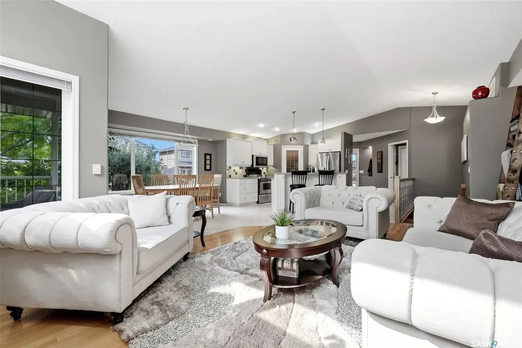 3940 Nottingham Crescent Regina SK S4V 3A5