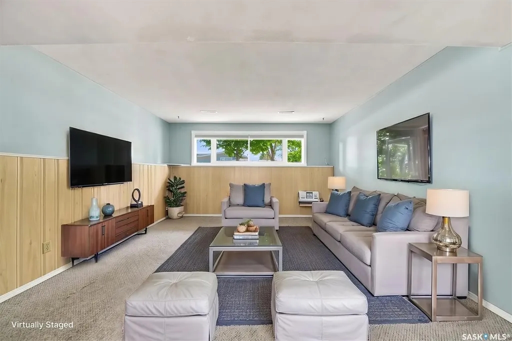 1009 East Centre Saskatoon SK S7J 3A2