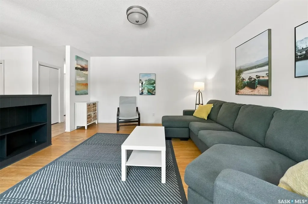 1009 East Centre Saskatoon SK S7J 3A2