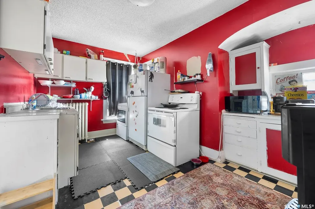 2730 13th Avenue Regina SK S4T 1N3