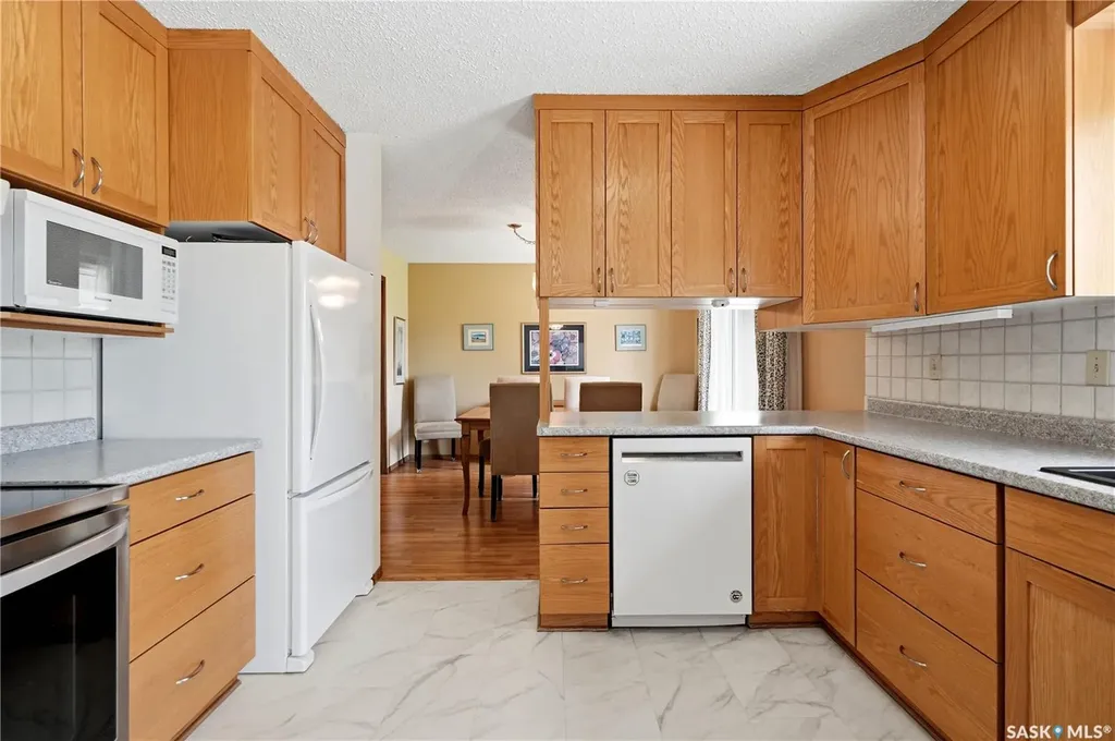 515 Frobisher Crescent Saskatoon SK S7K 4Y8