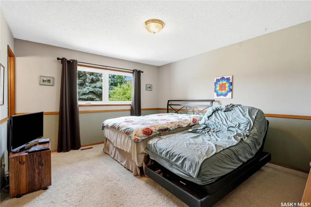515 Frobisher Crescent Saskatoon SK S7K 4Y8