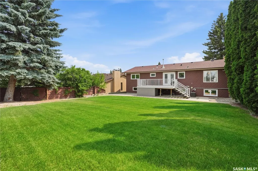515 Frobisher Crescent Saskatoon SK S7K 4Y8