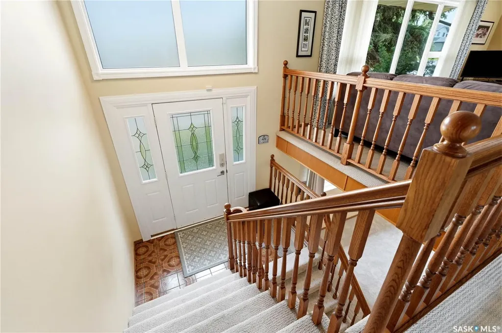 515 Frobisher Crescent Saskatoon SK S7K 4Y8