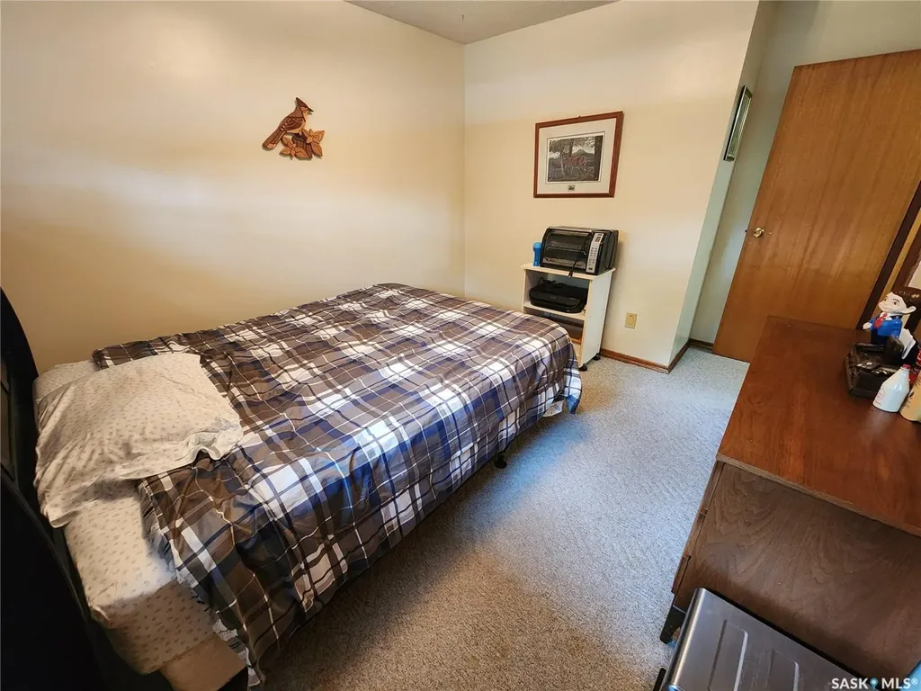 808 Assiniboia Avenue Stoughton SK S0G 4T0