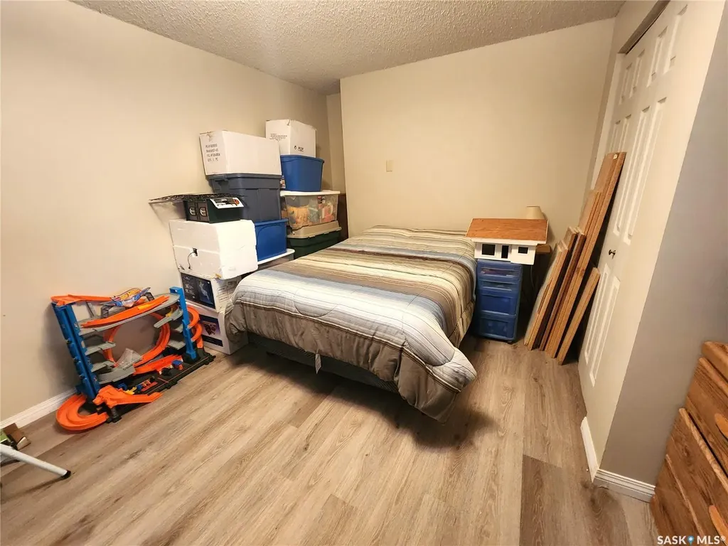 808 Assiniboia Avenue Stoughton SK S0G 4T0
