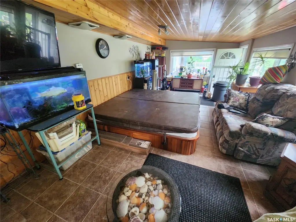 808 Assiniboia Avenue Stoughton SK S0G 4T0