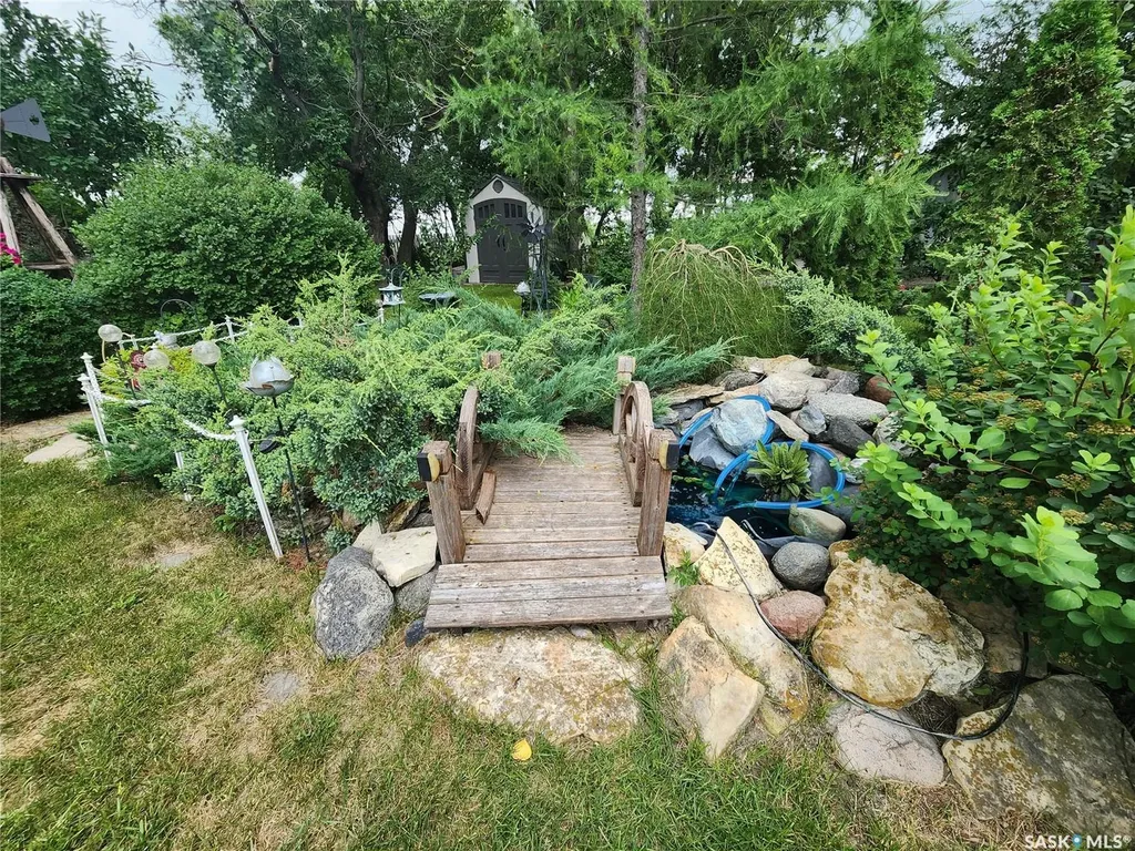 808 Assiniboia Avenue Stoughton SK S0G 4T0