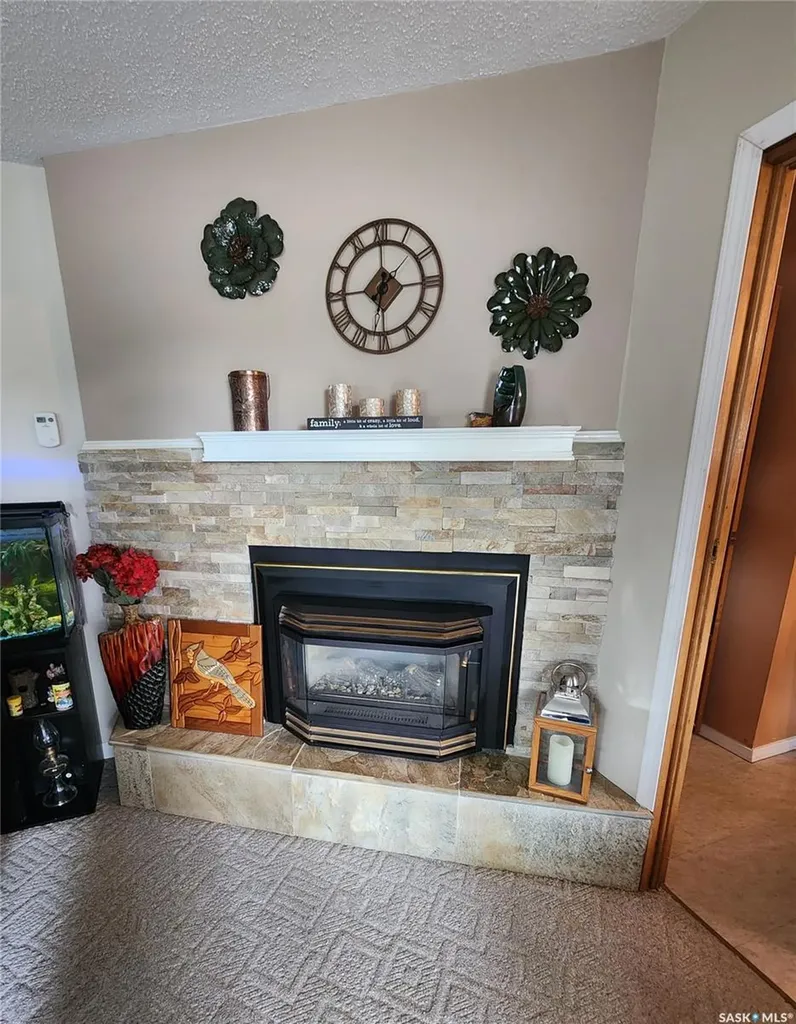 808 Assiniboia Avenue Stoughton SK S0G 4T0