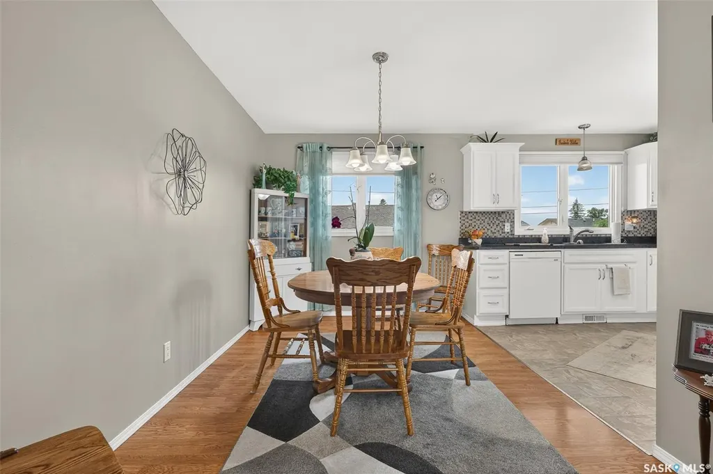 1331 Athabasca Street W Moose Jaw SK S6H 6C8