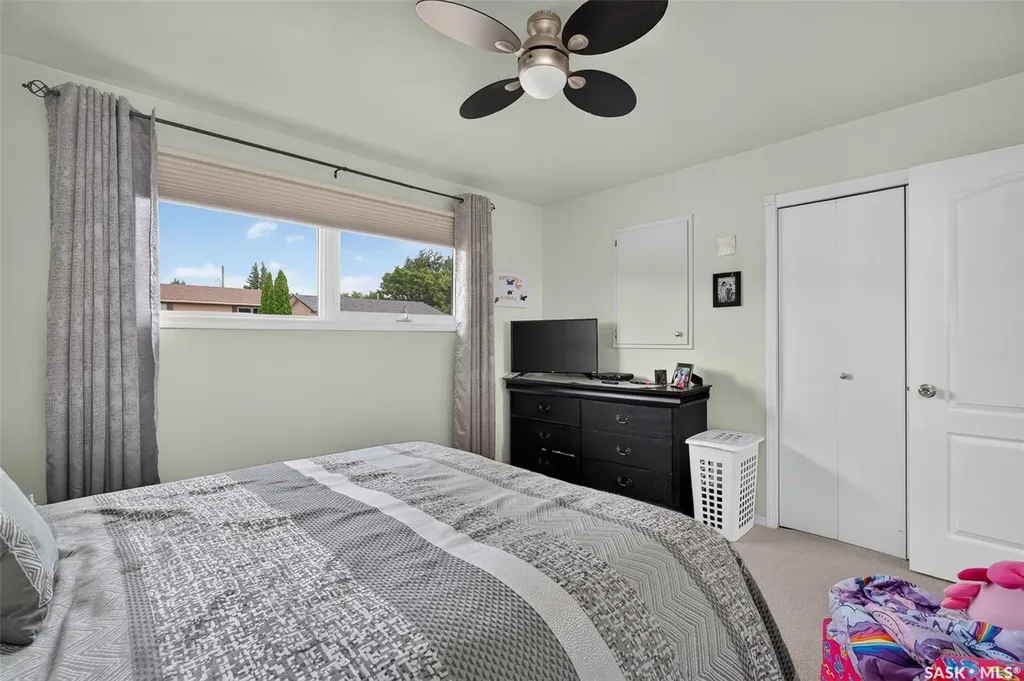 1331 Athabasca Street W Moose Jaw SK S6H 6C8