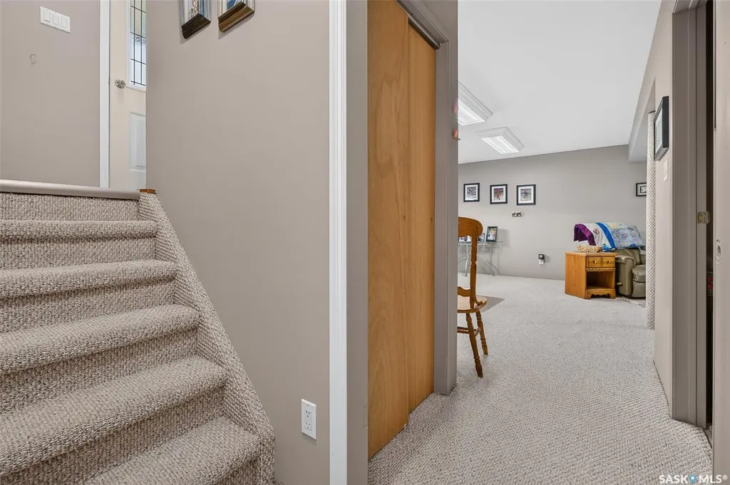 1331 Athabasca Street W Moose Jaw SK S6H 6C8