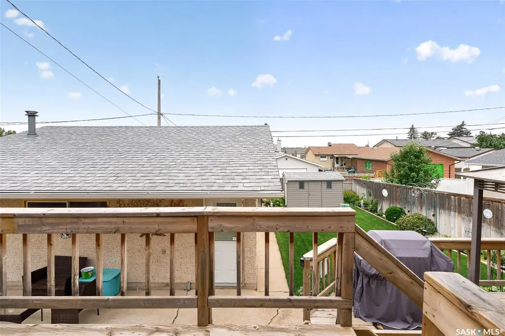 1331 Athabasca Street W Moose Jaw SK S6H 6C8
