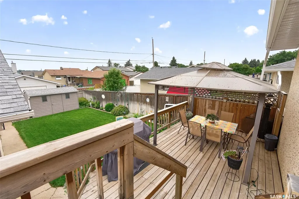 1331 Athabasca Street W Moose Jaw SK S6H 6C8