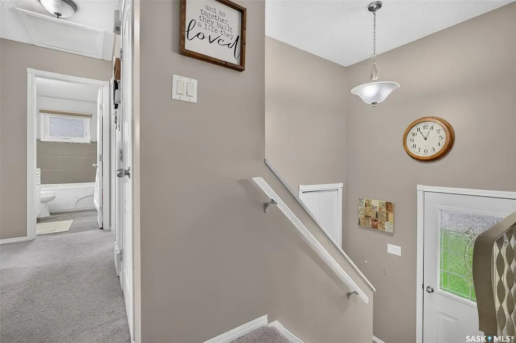 1331 Athabasca Street W Moose Jaw SK S6H 6C8