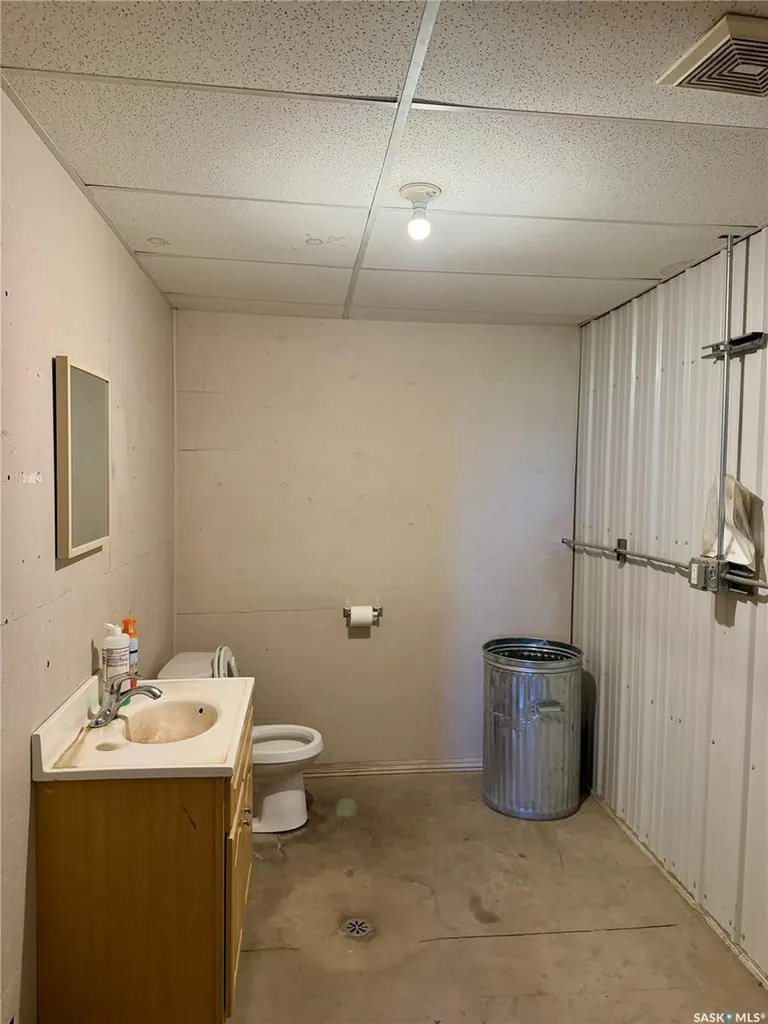 425 7th Street W Shaunavon SK S0N 1A0