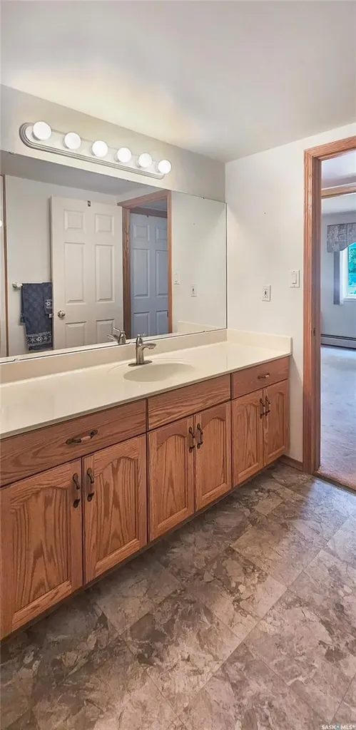 230 Lister Kaye Crescent Swift Current SK S9H 0A2