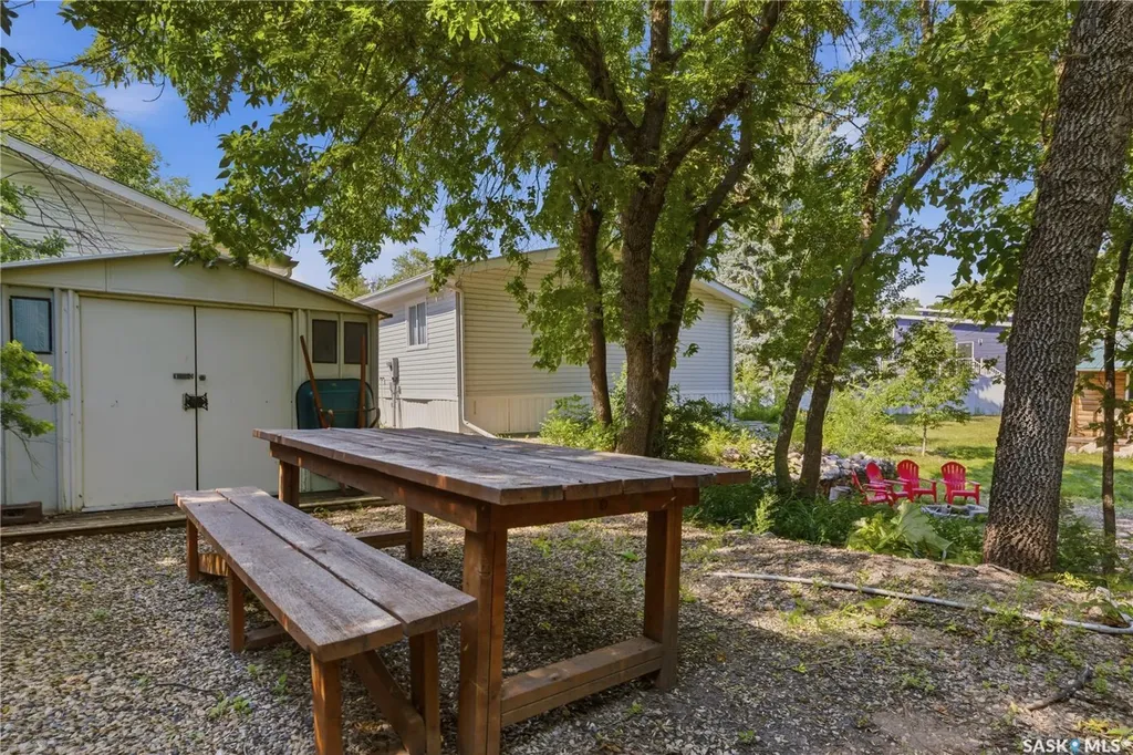 180 10th Street Buena Vista SK S2V 1B1