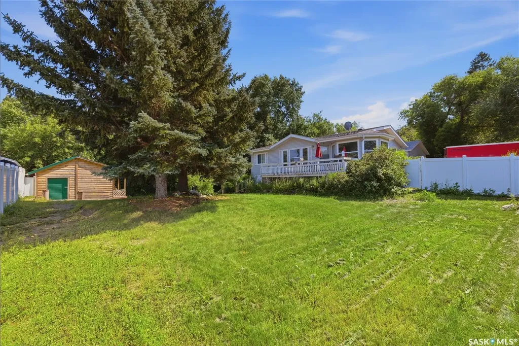 180 10th Street Buena Vista SK S2V 1B1