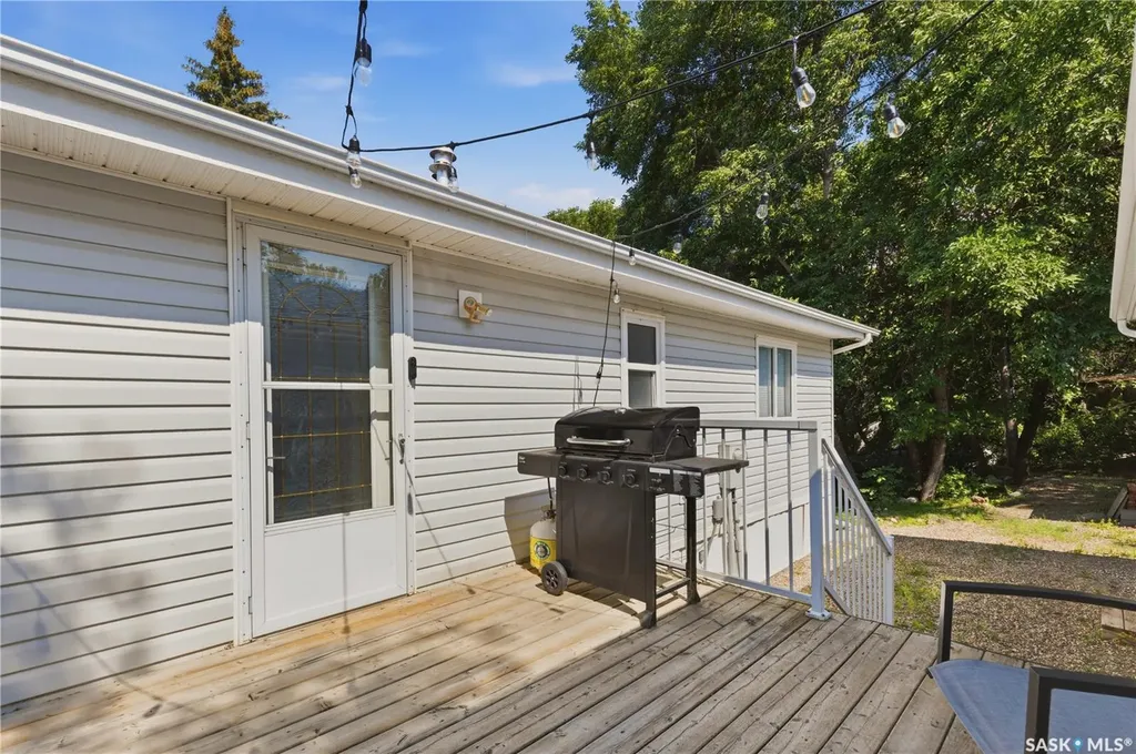 180 10th Street Buena Vista SK S2V 1B1