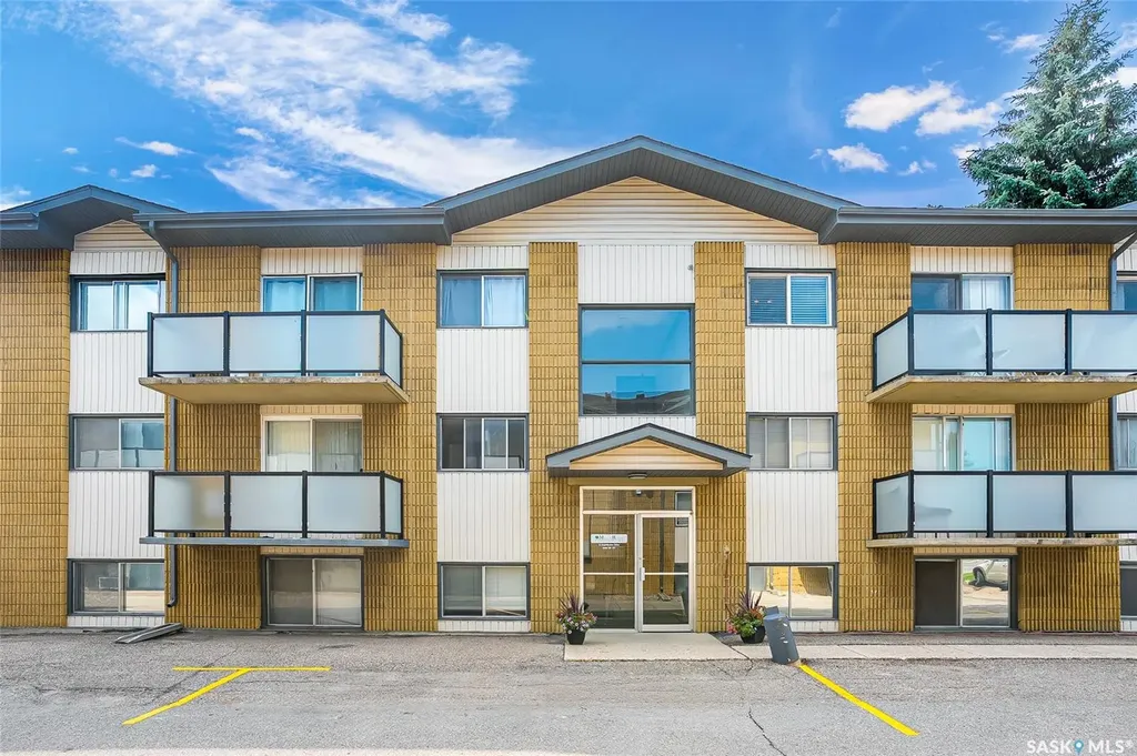 15 Assiniboine Drive Saskatoon SK S7K 1H1