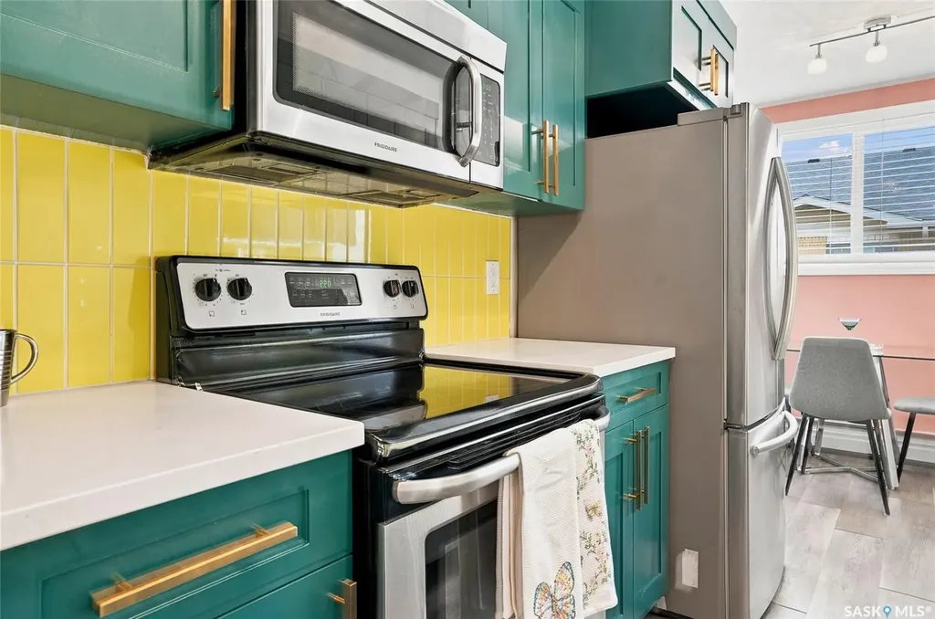 15 Assiniboine Drive Saskatoon SK S7K 1H1