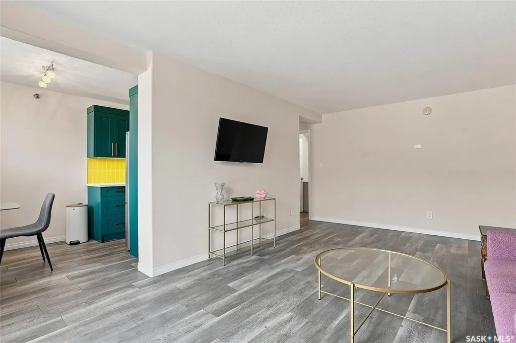 15 Assiniboine Drive Saskatoon SK S7K 1H1