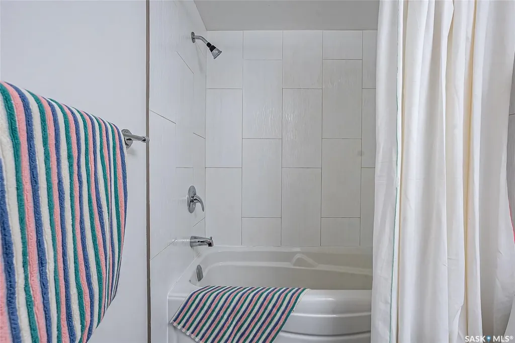 15 Assiniboine Drive Saskatoon SK S7K 1H1