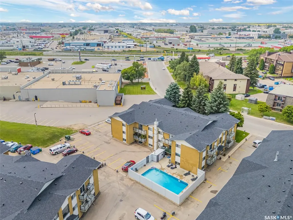 15 Assiniboine Drive Saskatoon SK S7K 1H1