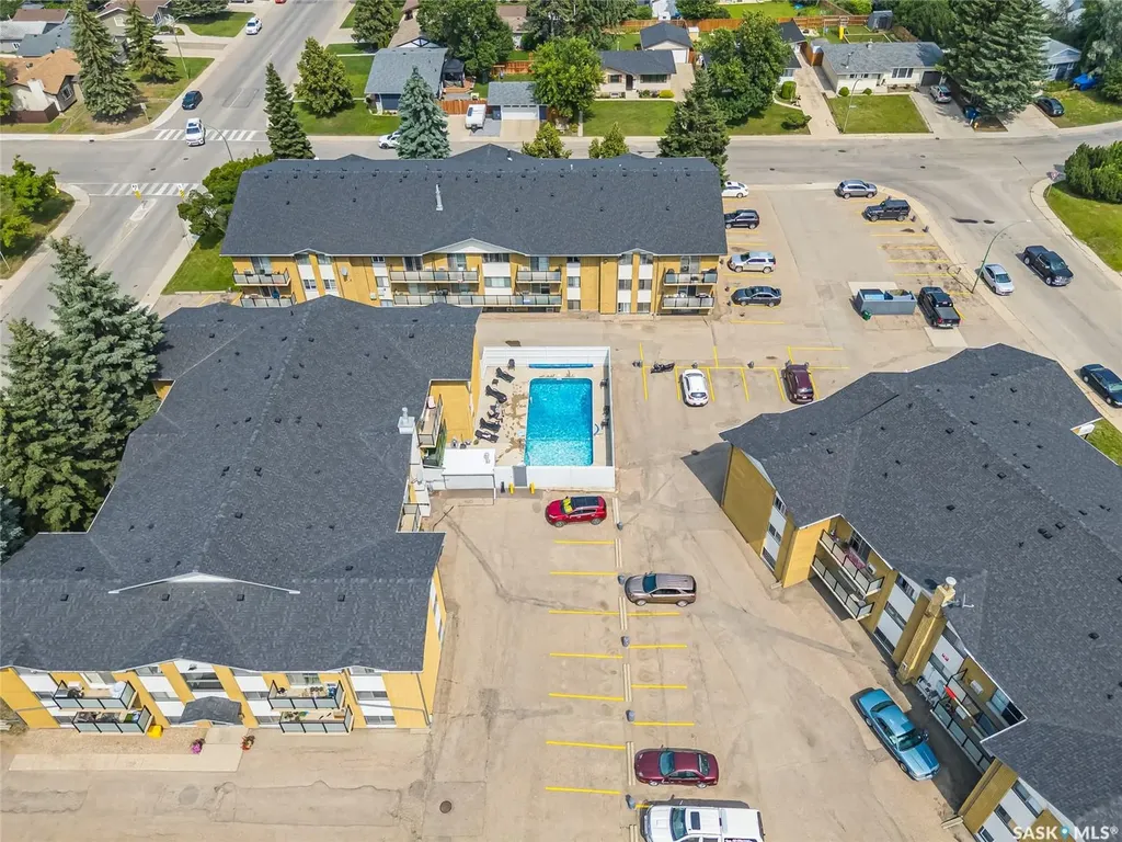 15 Assiniboine Drive Saskatoon SK S7K 1H1