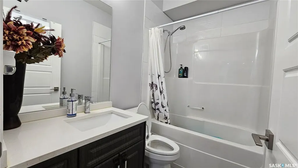 126 Bolstad Way Saskatoon SK S7W 0Y1