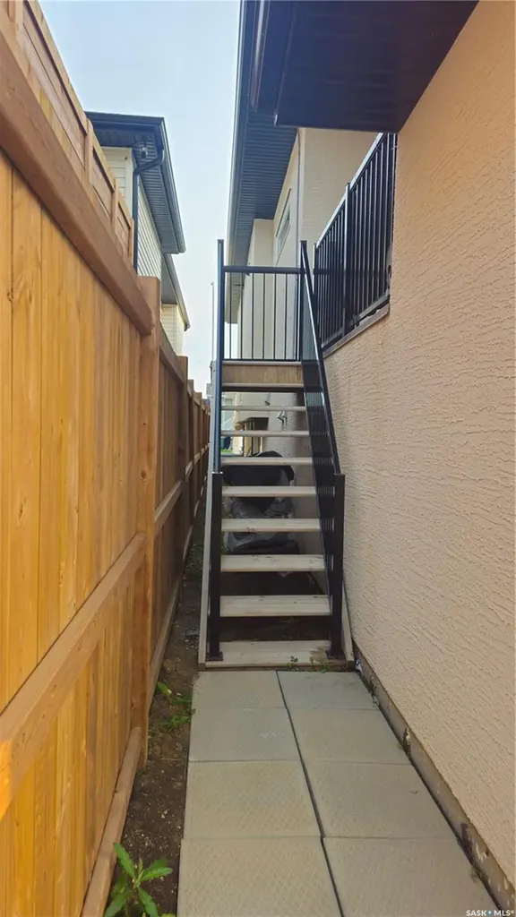 126 Bolstad Way Saskatoon SK S7W 0Y1