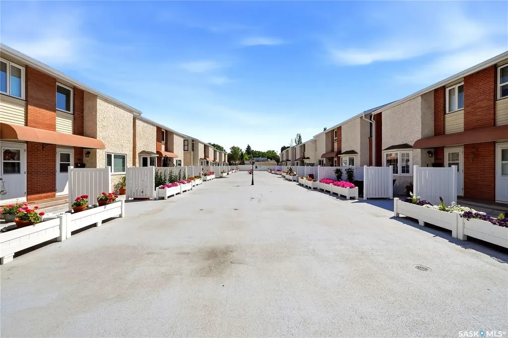 4005 Gordon Road Regina SK S4S 6G6
