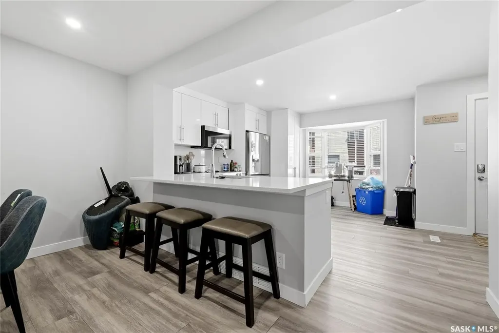 4005 Gordon Road Regina SK S4S 6G6