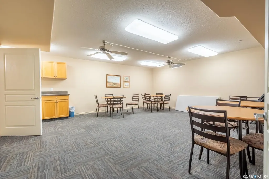 3101 Renfrew Crescent E Regina SK S4V 3B6