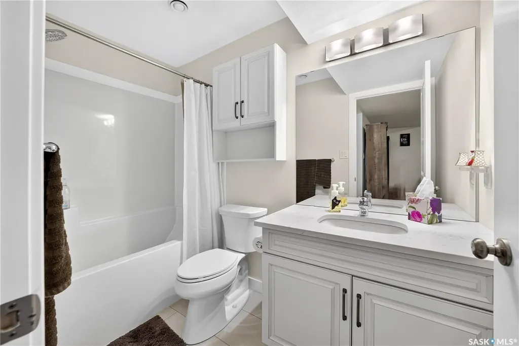5157 Buckingham Drive E Regina SK S4V 3S3