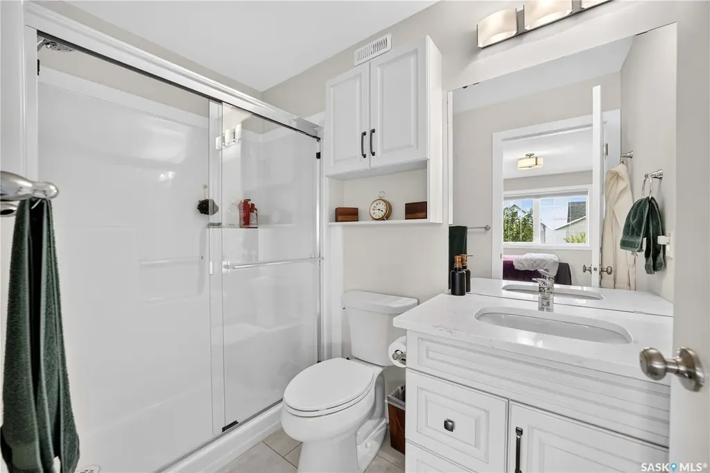 5157 Buckingham Drive E Regina SK S4V 3S3