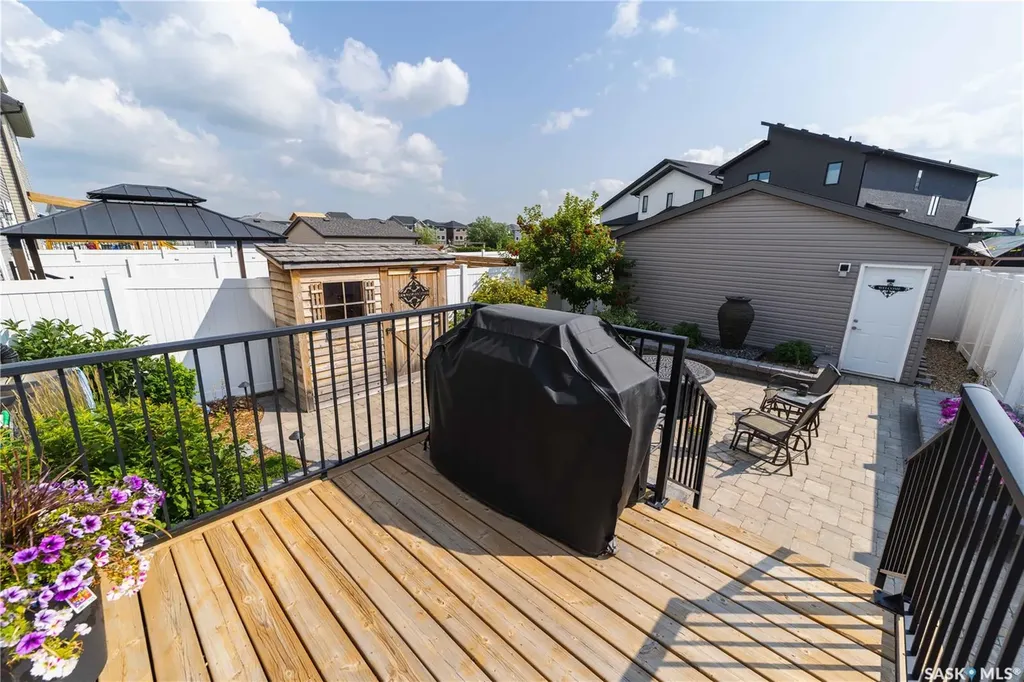 5157 Buckingham Drive E Regina SK S4V 3S3
