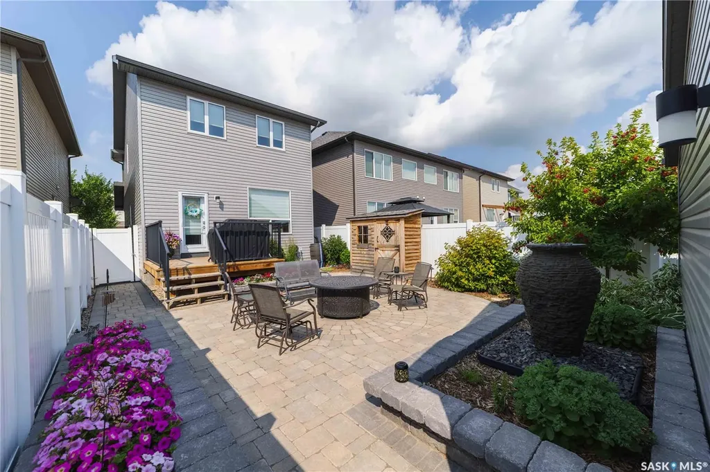 5157 Buckingham Drive E Regina SK S4V 3S3