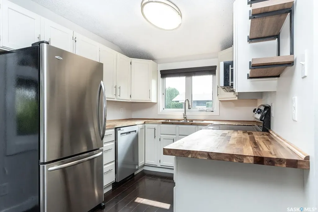 350 Guelph Crescent Saskatoon SK S7H 4S9