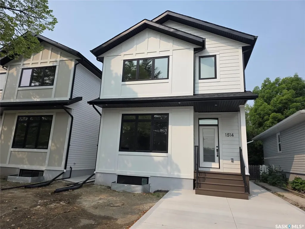 1514 Ewart Avenue Saskatoon SK S7H 2K8