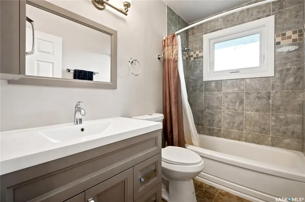 145 Ellison Crescent Regina SK S4R 4V6